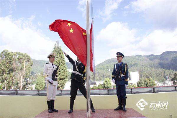 探寻有关男生明明喜欢我,为啥不明确告诉我呢?的问答解答-男生明明喜欢我,为啥不明确告诉我呢?问答网